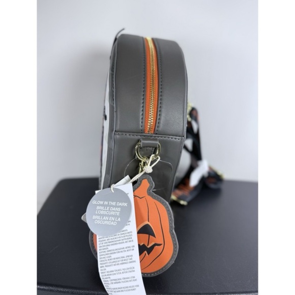 2025 Disney Parks Mickey's Not-So-Scary Halloween Party Loungefly Backpack NWT - Picture 3 of 3